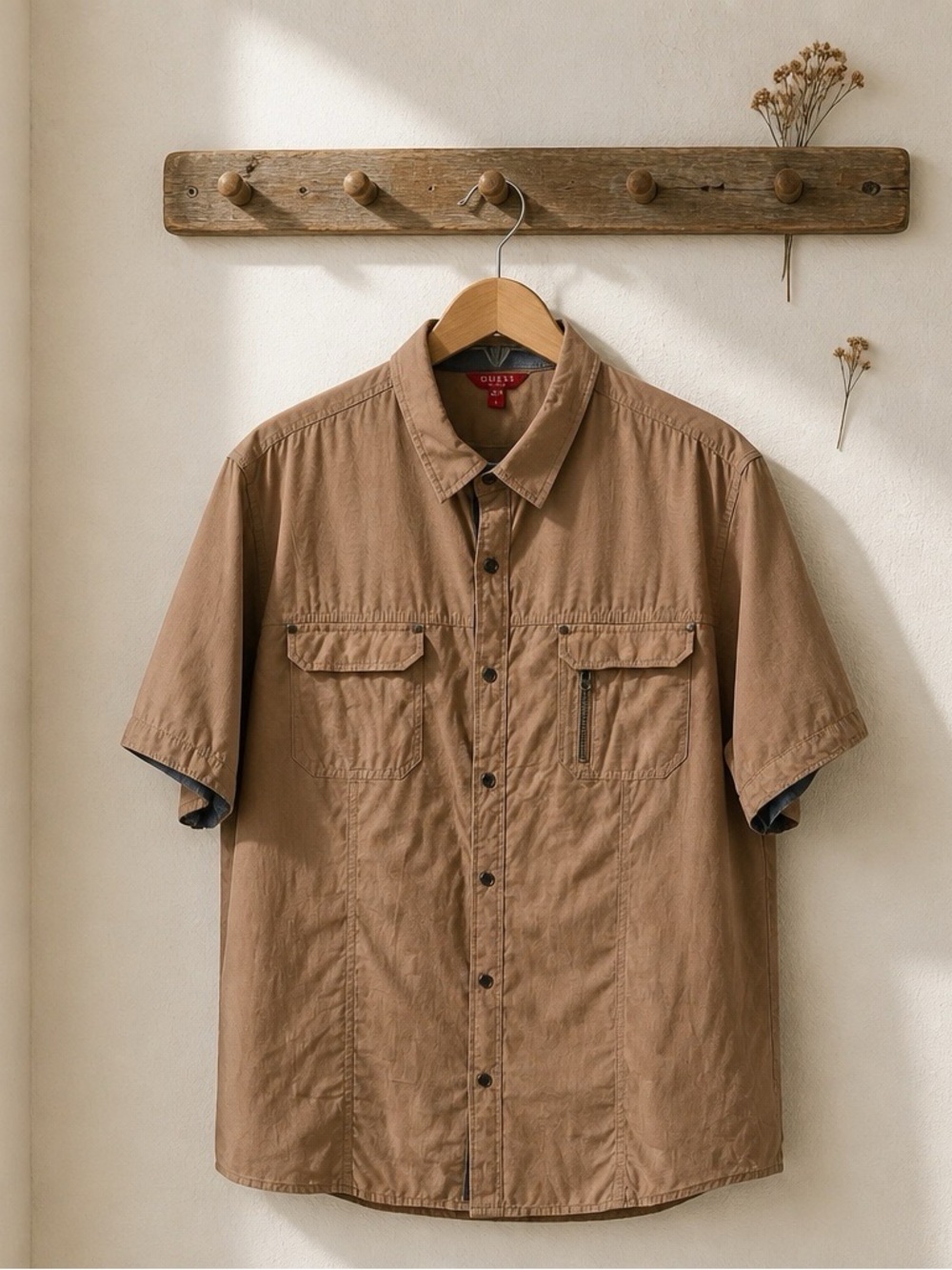 Guess Men's Short Sleeve Utility Shirt Brown Mens size L